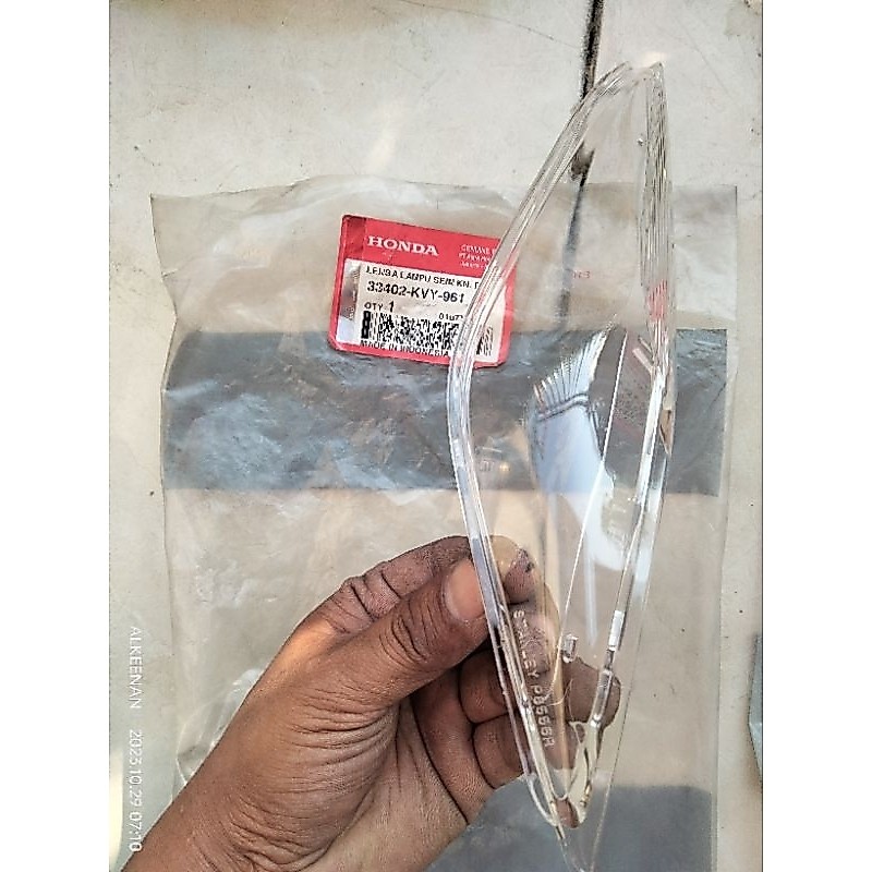 kaca mika lampu sen sein reting depan kanan Honda beat karbu karburator original AHM  33402 kvy  961