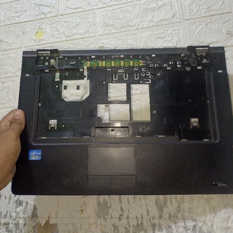 palmrest laptop toshiba dynabook satellite b552h