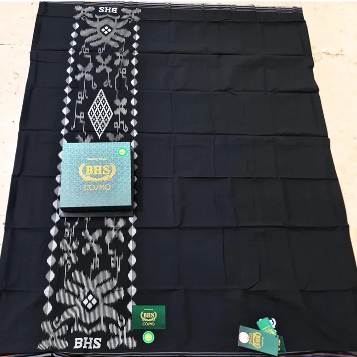 Sarung BHS Cosmo Polos Hitam GOLD bhs hitam polos bhs polos warna