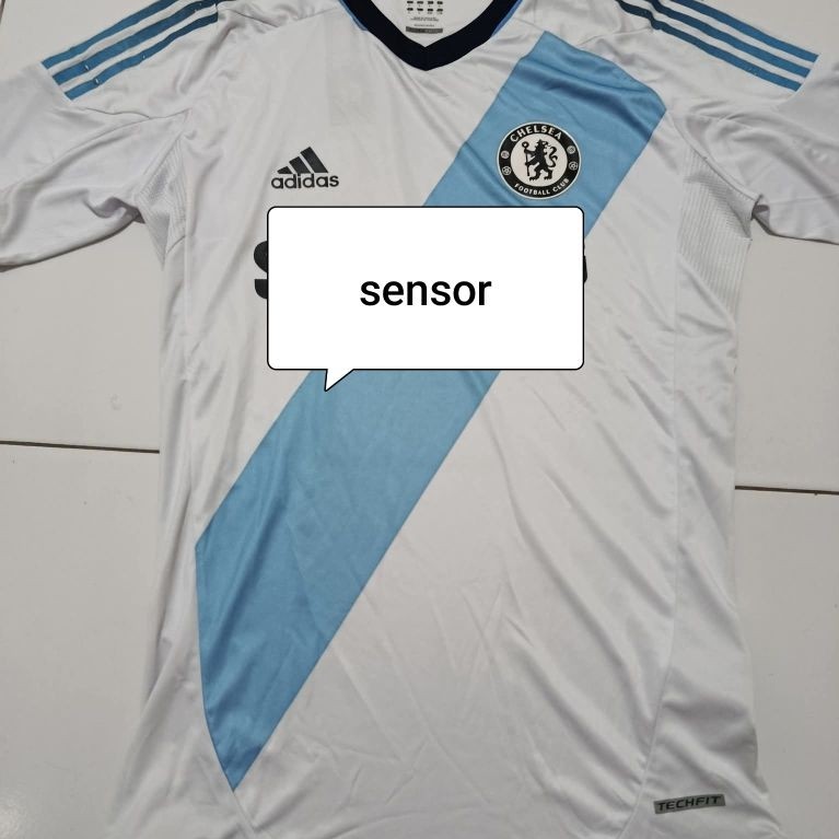 Chelsea Away Techfit size L BNWT