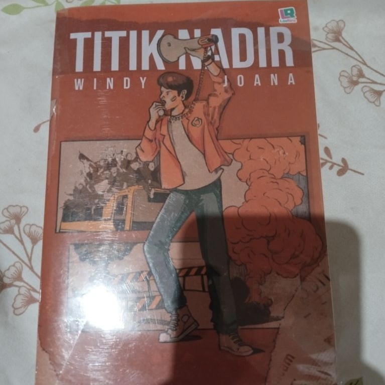 Novel Titik Nadir by Windy Joana (Preloved)