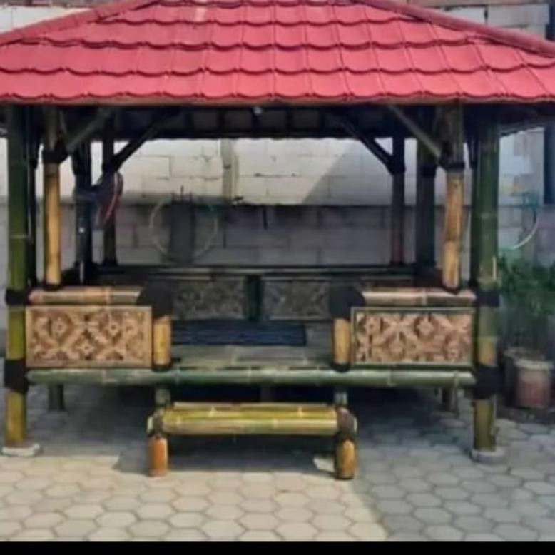 saung bambu gazebo siap huni ukuran 3x2m atap injuk dan metal