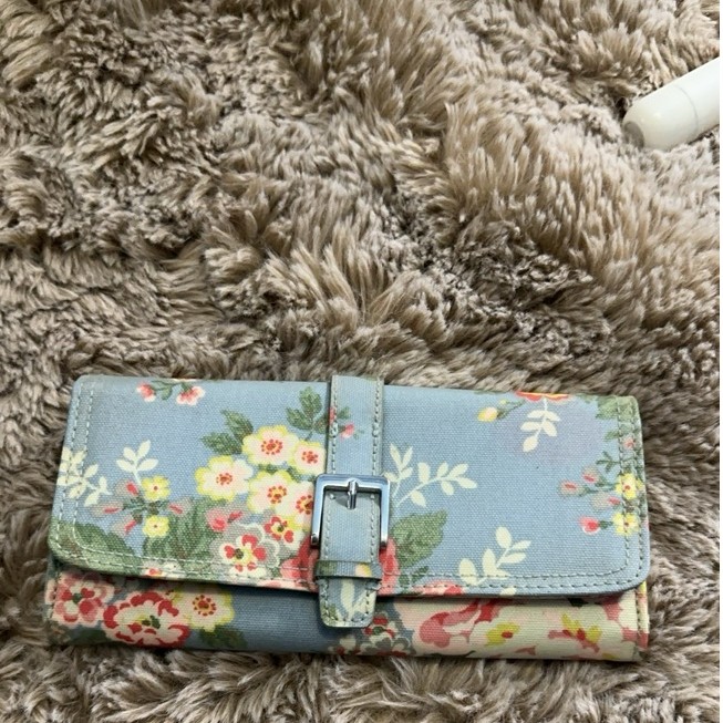 dompet cath kidston