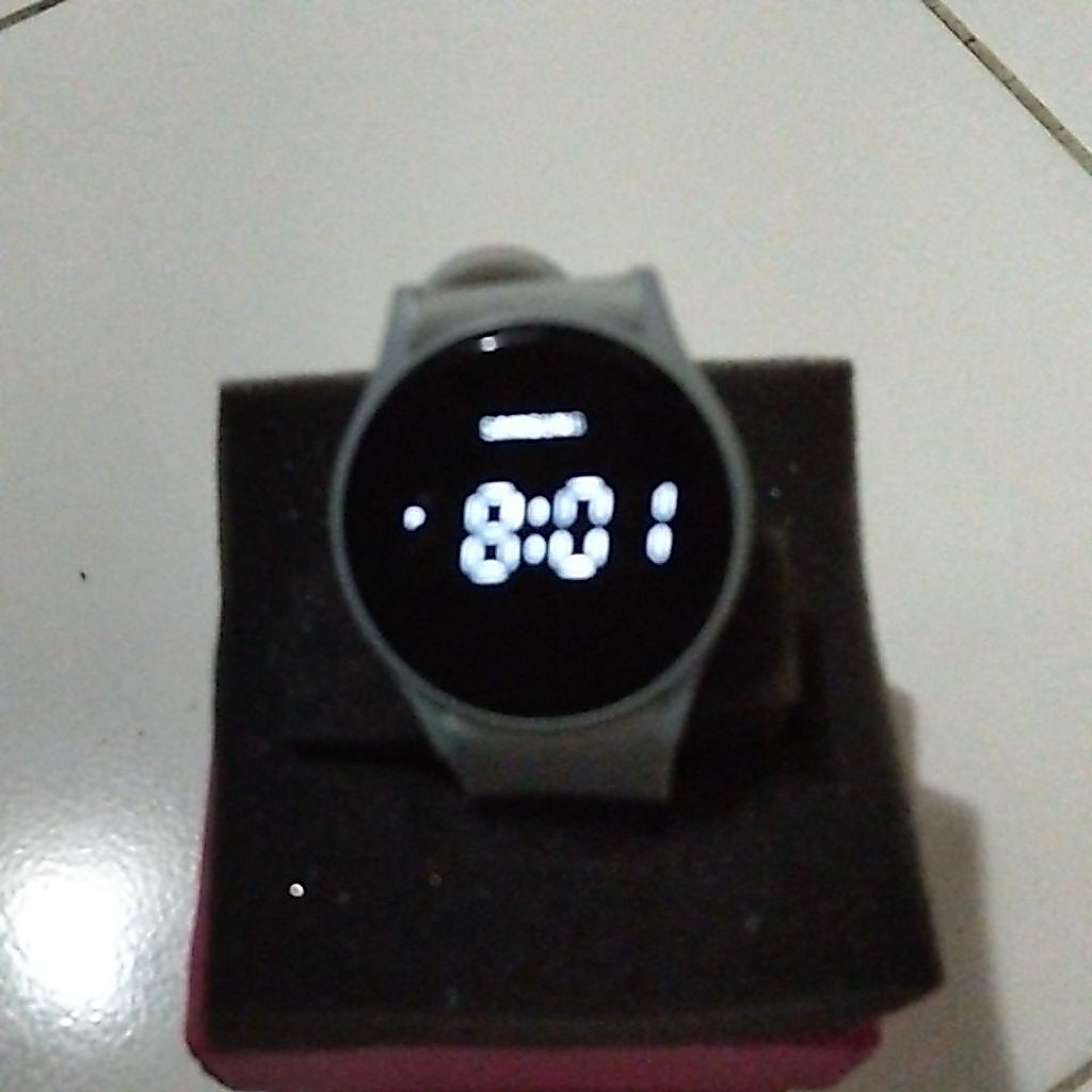 Jam tangan Samsung Digital