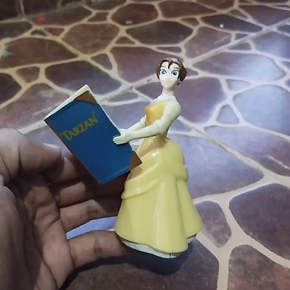 MAINAN HAPPY MEAL DISNEY TARZAN