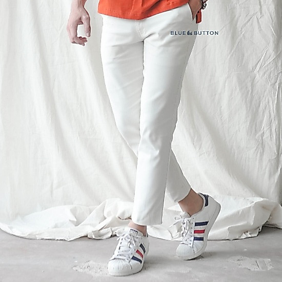 BLUEBUTTON Celana Chino Putih Ankle Pants Slim Fit Ivory White