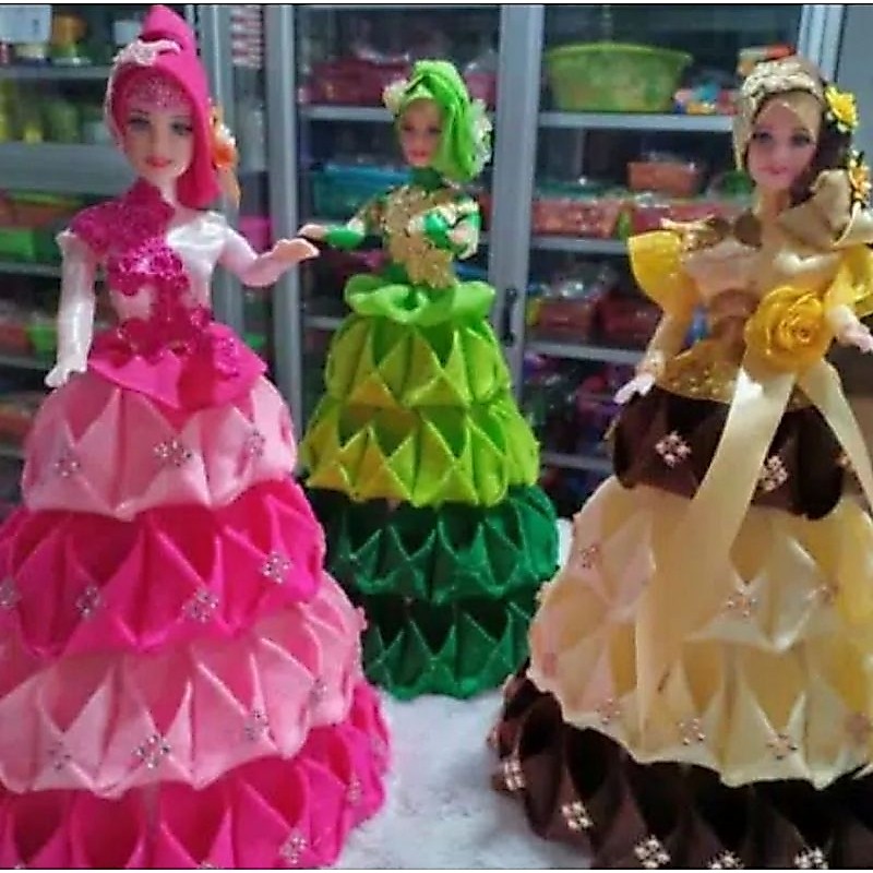 boneka cantik tempat permen lebaran bisa untuk souvenir atau mainan anak