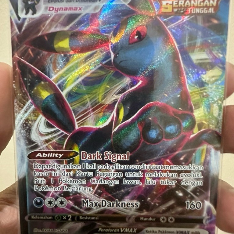 Umbreon VMAX - 095/203 - Ultra Rare - eevee pahlawan - Pokemon Car