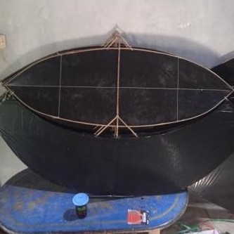 Bahan layangan udah diserut bersih Layangan Pegon Ceper Full Set 1,m dan 2m dengan Sedaren Siap Paka
