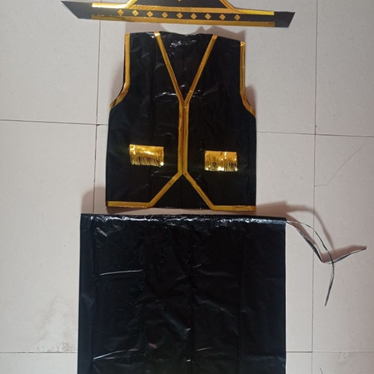 NEW!!! Setelan Kostum Karnaval dari Plastik