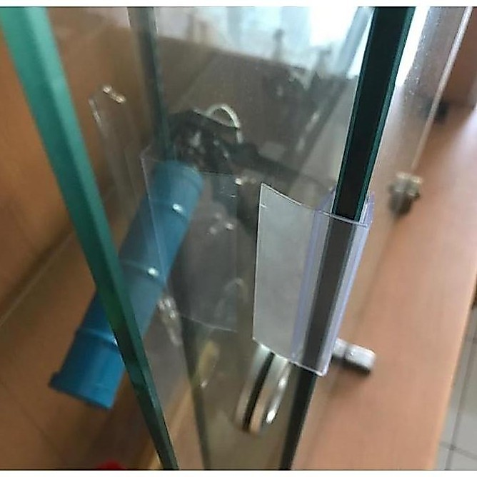 Water Seal Pintu Kaca B704 Glass Clip Seal Model F 300 cm