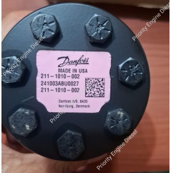 Steering valve Komatsu GD510 GD511 23A-40-11100 / 23A-40-11101 / 23A-40-11201 Eaton Danfoss(steering