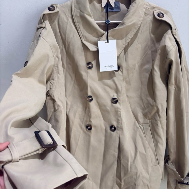 Jacket coat this is april new