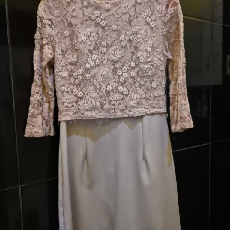 brukat midi dress