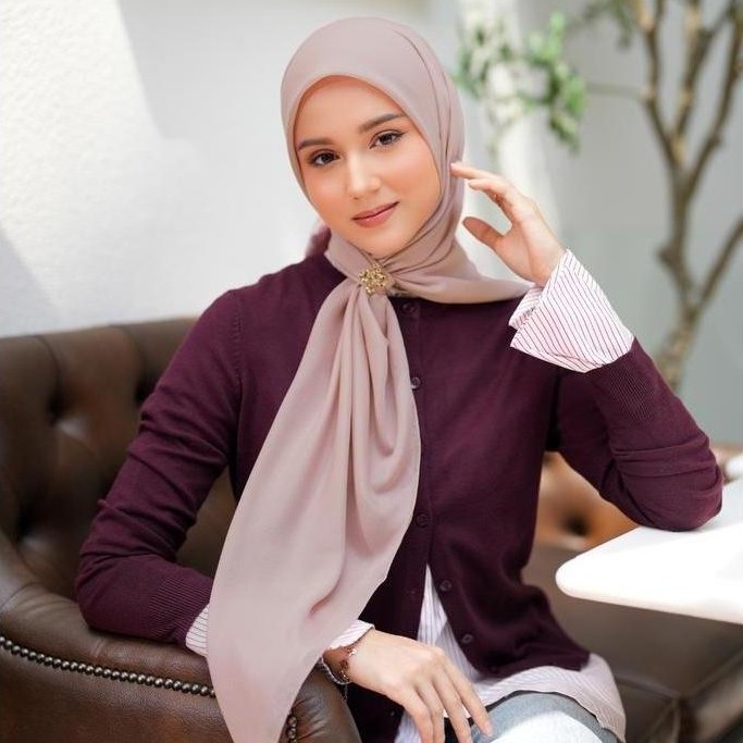 Heaven Lights - Voal Plain - Hijab Voal Polos Segi Empat