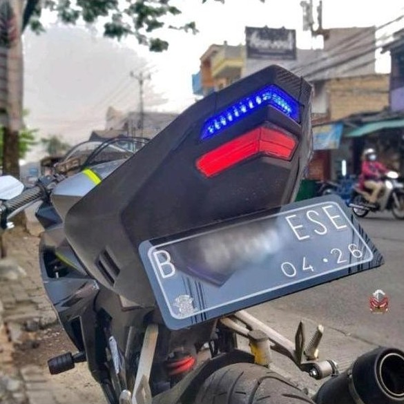 TERLARIS LAMPU STOP ALL NEW CBR 150R 2 LAMPU BELAKANG CBR 150 R NEW