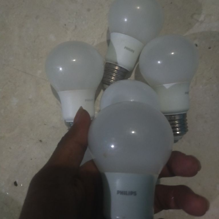 lampu LED off Philips leher kecil