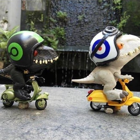 Helm Jurassic World Snap Squad Vespa Helmet Dinosaur Indomnus Rex Trex