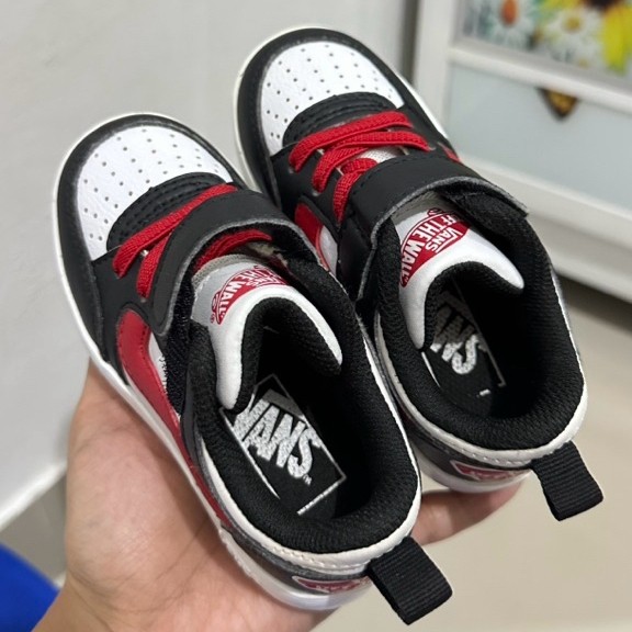 sepatu vans anak ori