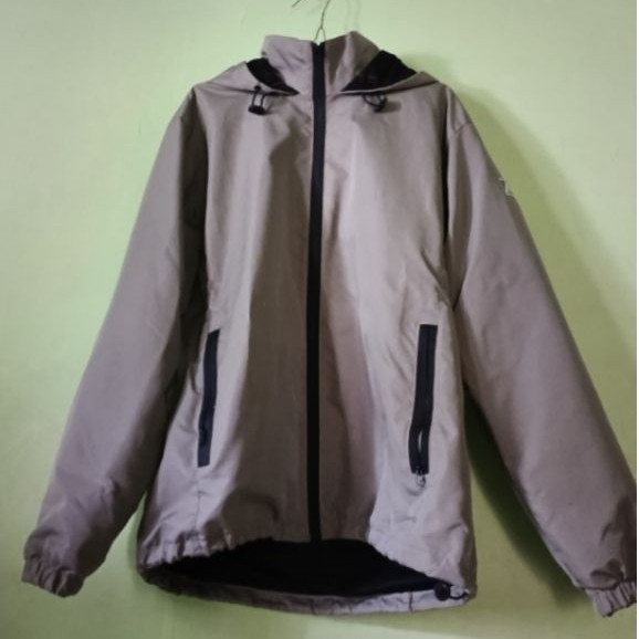 preloved jaket gunung