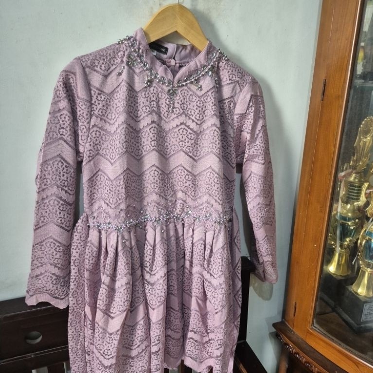 [BARU] Kebaya Brokat Mauve Size M Full Furing - Baju Wisuda SMP & Pesta