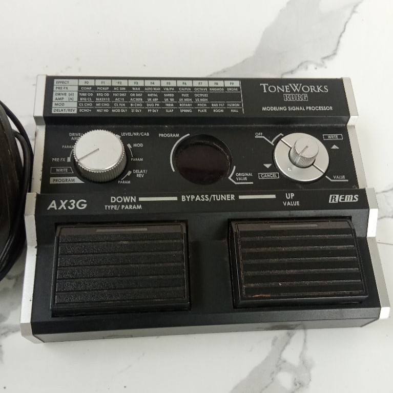 EFEK KORG AX3G