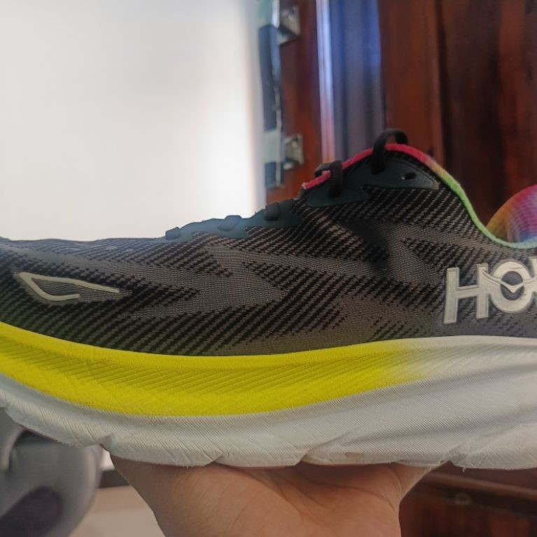Sepatu Running Hoka size Jumbo Second