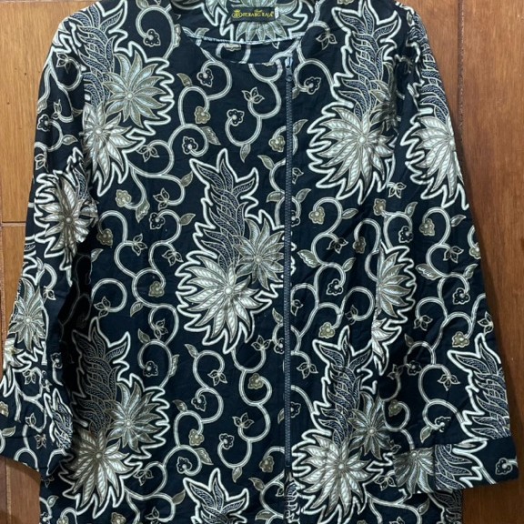 Atasan batik Benang Raja Wanita