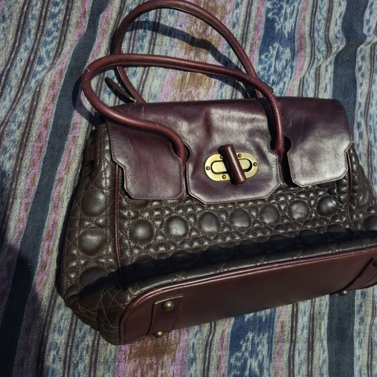 Tas wanita gobelini prelove
