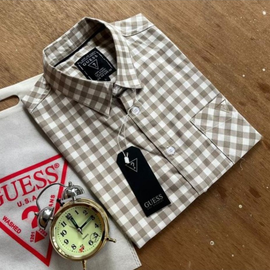 Guess Kemeja Pria Warna Mocca