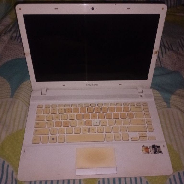 Laptop Samsung NP275E4V [Second]