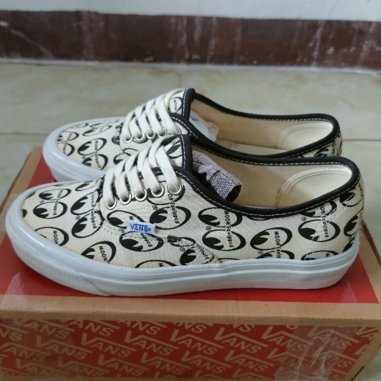 VANS X MOONEYES ORIGINAL SECOND size39 25cm
