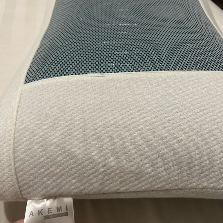 preloved bantal AKEMI memory foam