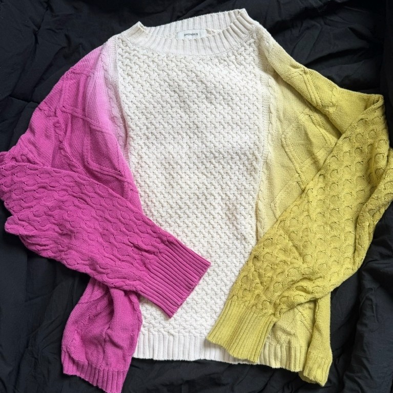 3Mongkis - CATHAY TOP SWEATER