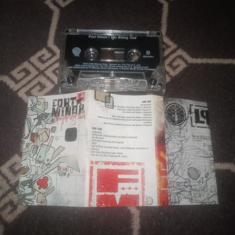 kaset pita fort minor