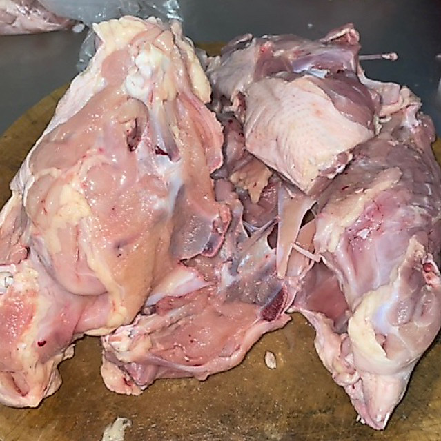 Tulang Ayam / Kerongkongan Ayam Boiler FRESH