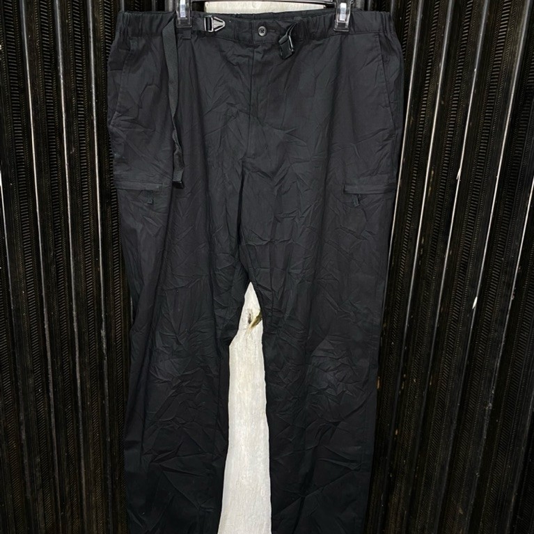 celana cargo uniqlo heattech hitam