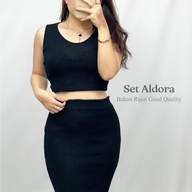 Toply shop Setelan wanita crop + celana rok spans / Setelan korea style crop top bodycon