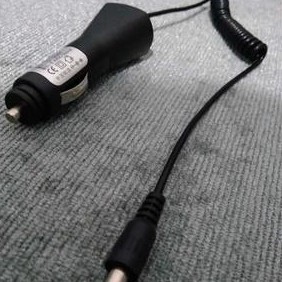 adaptor charger android tv box di mobil
