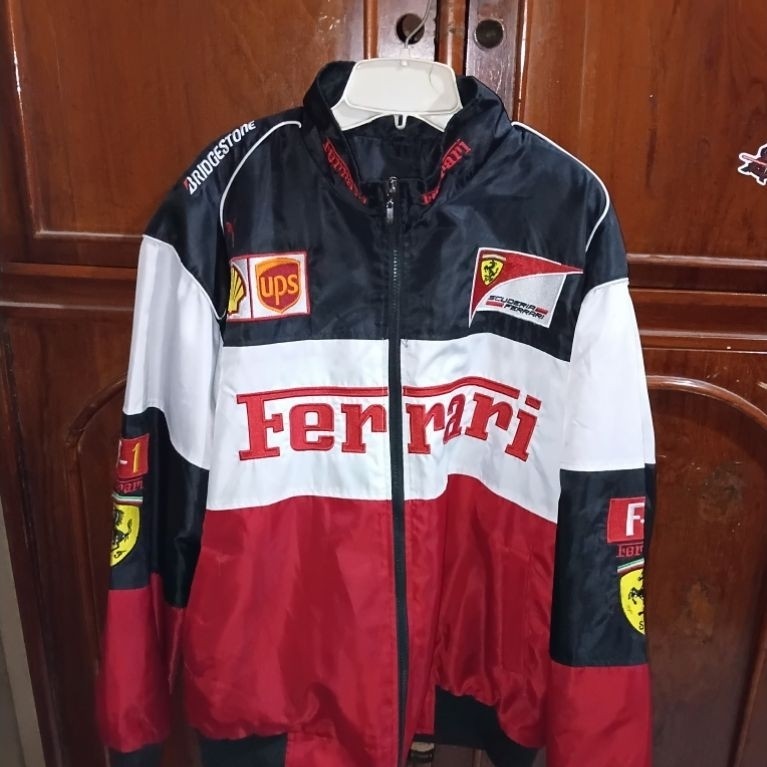 Jaket Ferrari Vintage F1 Racing Bomber Size L