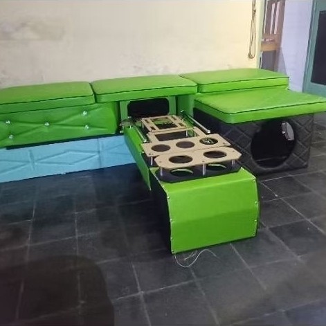 interior segala jenis truk fuso, tempat tidur truk fuso, kasur truk fuso, minibar truk fuso, tempat 