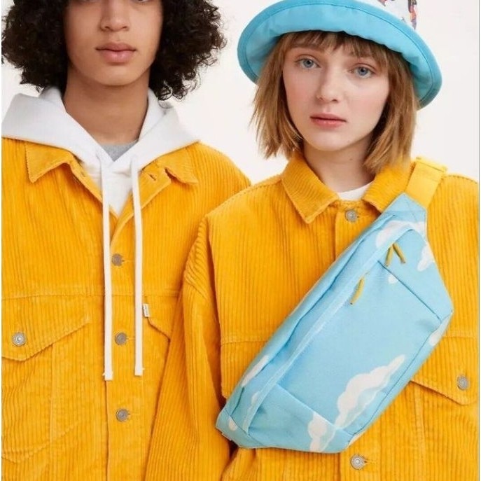 Brand New Levi's x The Simpsons Clouds Sling Bag D6765-0002
