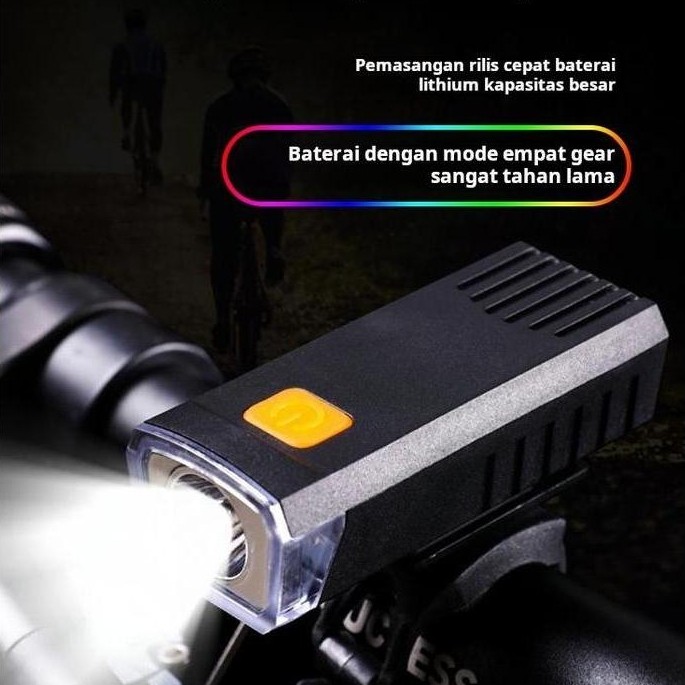riskapratiwi443 - lampu depan sepeda motor menyala di malam hari selama override lampu sorot yang me