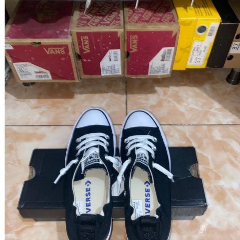 Converse CT SHORELINE SLIP
