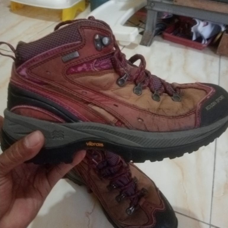 sepatu outdoor kolon sport original