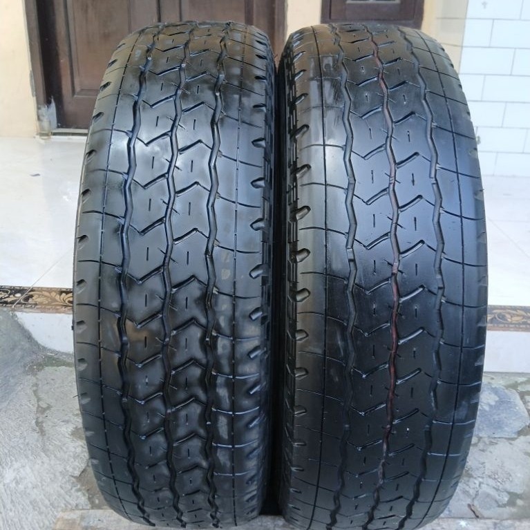 Ban Bridgestone 195 R15