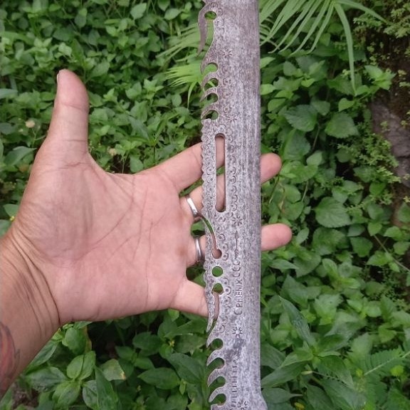bilahan pedang baja ukir bilahan g0lok ukir bahan baja chainsaw