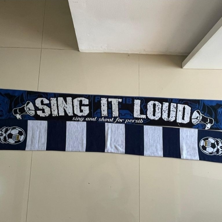 Scarf / Syal Persib Bandung Import Made in Polandia