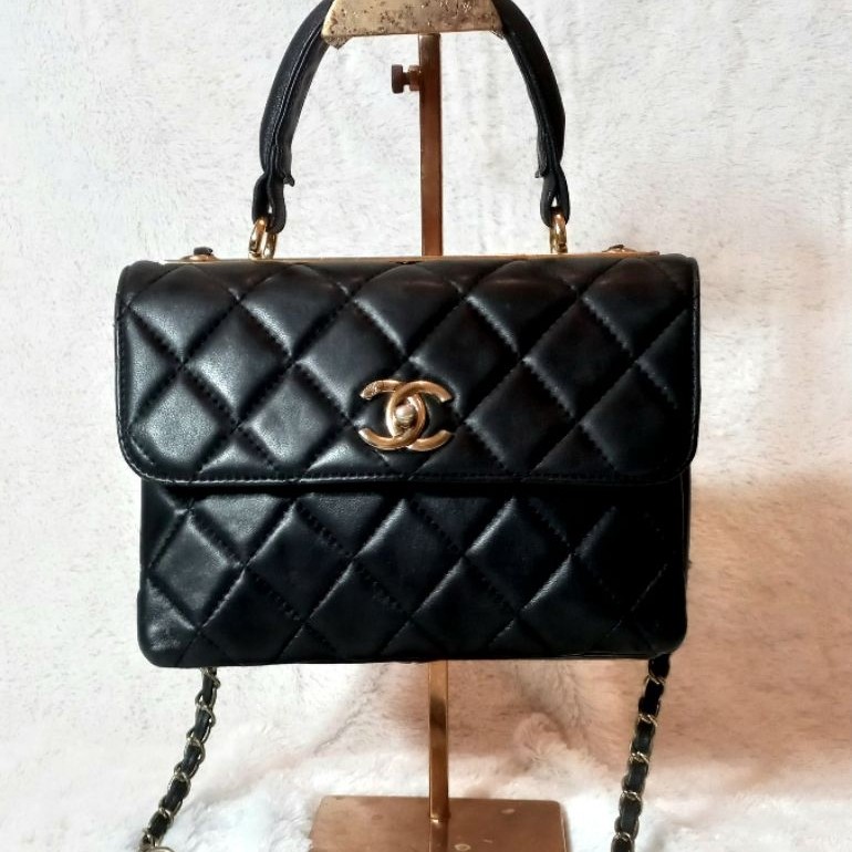 Tas Preloved Second Chanel* Cendol Trendy CC Flap Bag Quilted Black Lambskin Classic