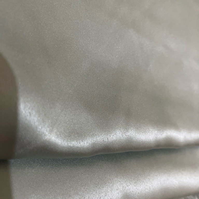 Kain satin warna sage green untuk hidden seserahan 1M